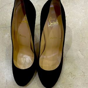 Christian Louboutin Fifi pumps. Size 41